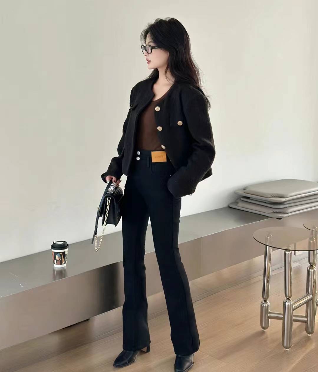 简单干净显腿长小个子也能穿出大长腿j9九游会登录裤子和鞋同色是绝配！(图10)