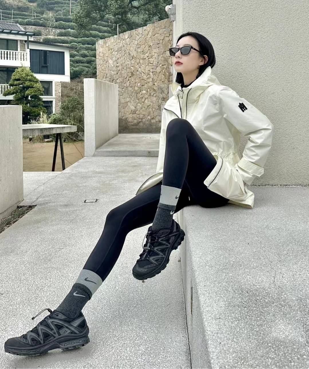 简单干净显腿长小个子也能穿出大长腿j9九游会登录裤子和鞋同色是绝配！(图13)